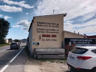Bauernhof in Partida Comunes-Adsubia. Construcción en suelo rústico con amplia parcela y múltiples pos