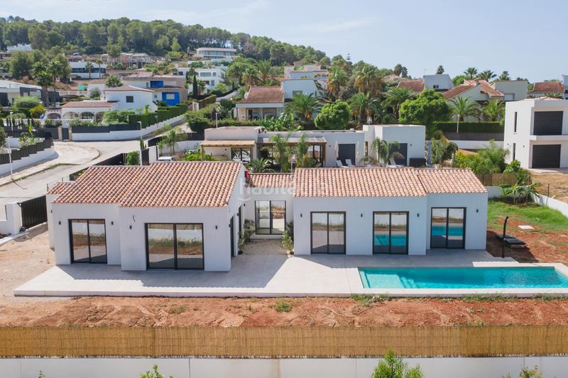 Foto e8e128fa-e8a3-4631-9b55-1e06559f7353. Maison avec piscine dans Partida Comunes-Adsubia Xàbia