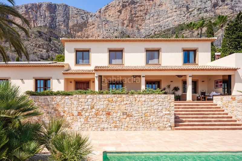 Foto 32dbe922-1846-4743-a58b-6118d631d9a4. Casa villa armonía elegancia, lujo y vistas panoramicas en el montgó en Xàbia