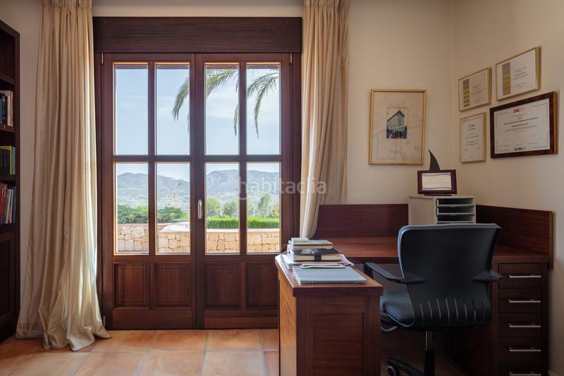 Foto f8ce24cd-fae0-433b-92a6-33e06ea216bc. Casa villa armonía elegancia, lujo y vistas panoramicas en el montgó en Xàbia