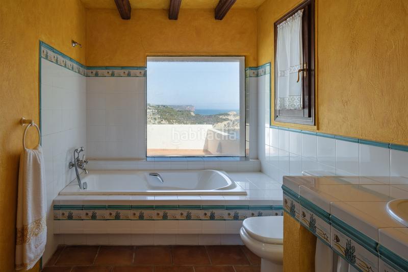 Foto f3765b6f-961c-4de4-99f3-5c88b4a9606c. Casa amb aparcament piscina a Portichol-Balcón al Mar Xàbia