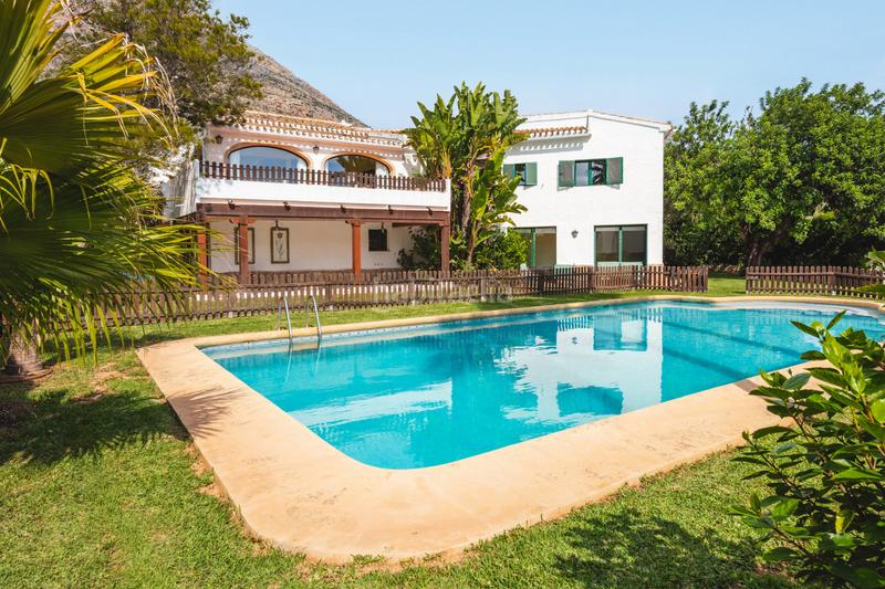 Foto c4286e54-9d0b-4984-a92c-bc15cf67a131. Casa con parcheggio piscina in Montgó - Ermita Xàbia