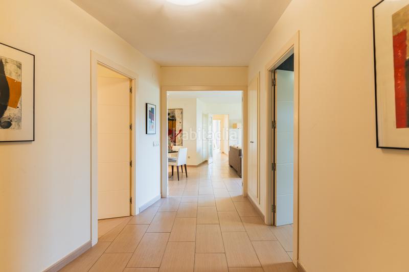 Foto 8363c646-792c-493e-a8fd-09b3ebf461be. Apartament amb aparcament a Puerto Xàbia