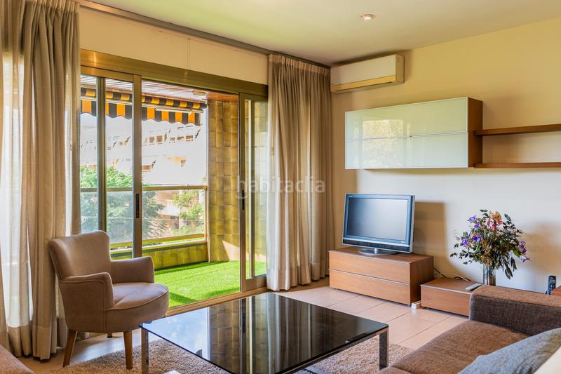 Foto 9a10f12a-1750-4fe0-a034-77b703b8bbc7. Apartament amb aparcament a Puerto Xàbia