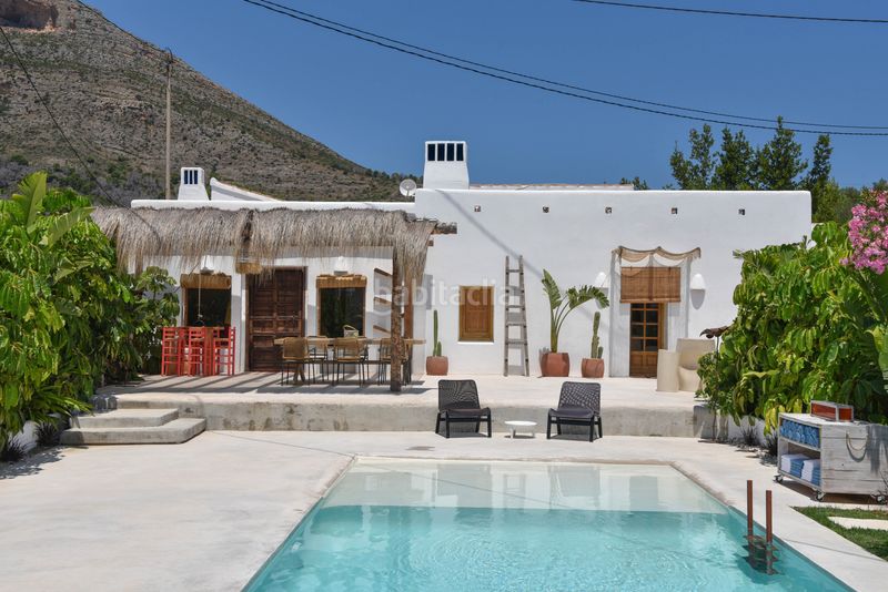 Foto b5047b03-107a-43fa-a7fa-2aae6d61cd14. Casa amb piscina a Montgó - Ermita Xàbia