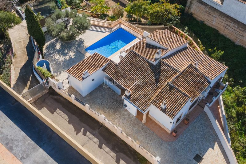 Foto 1a048655-e9a2-40da-b4b9-7f6ef39a7d62. Casa amb calefacció aparcament piscina a Puerto Xàbia