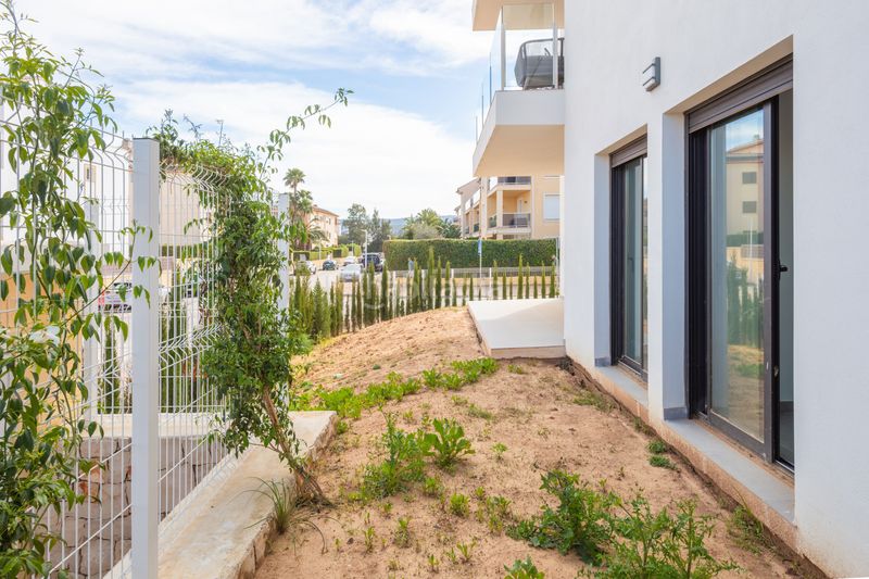 Foto bca1dd52-8fd0-46fb-80d9-94a19bc0ac76. Apartament amb aparcament piscina a Montañar-El Arenal Xàbia