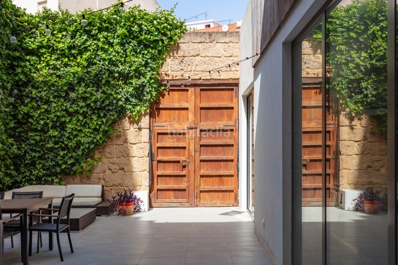 Foto 0d886e08-f3b0-4518-88ab-3e3fb03f58fb. Apartamento hostel con encanto en el casco antiguo de jávea con terraza chill out en Xàbia