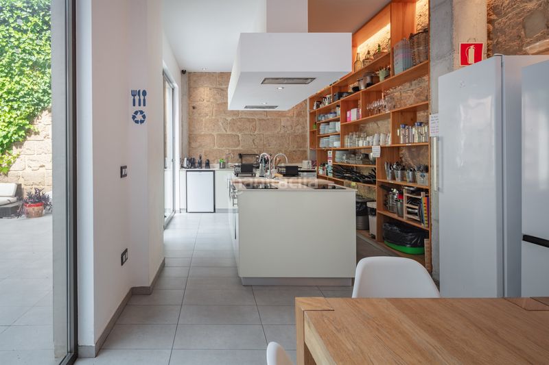 Foto 812ef0b5-2a91-449f-8774-27b6bbbc508a. Apartamento hostel con encanto en el casco antiguo de jávea con terraza chill out en Xàbia