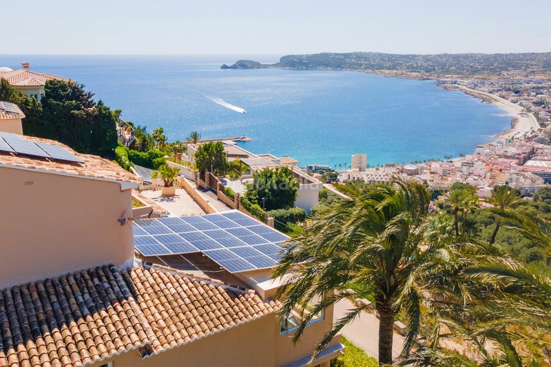 Foto e6b6c164-dca9-48d1-8b64-da5df6a6c6ce. Casa amb calefacció aparcament piscina a Puerto Xàbia