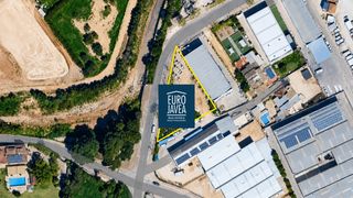 Gewerbliches Grundstück in Montañar-El Arenal. Parcela industrial estrategicamente ubicada con  excelente acces
