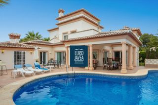 Casa en La Granadella - Costa Nova