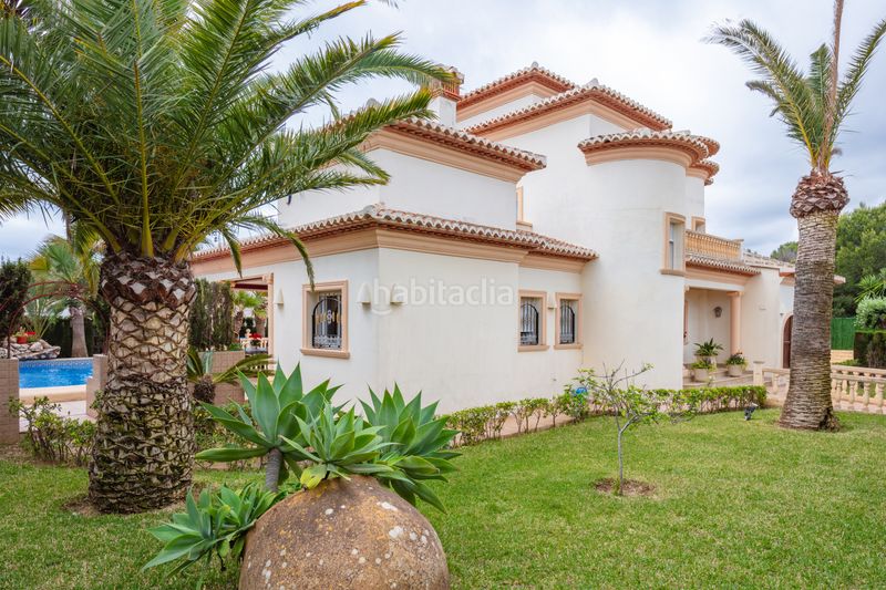 Foto a39e7088-63ba-422d-b8b8-d41030a075b9. Casa amb aparcament piscina a La Granadella - Costa Nova Xàbia