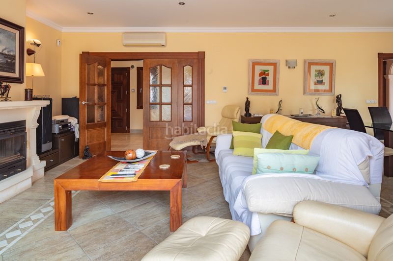 Foto ef0af582-20bd-41e4-9935-088ab08ed3ef. Casa amb aparcament piscina a La Granadella - Costa Nova Xàbia