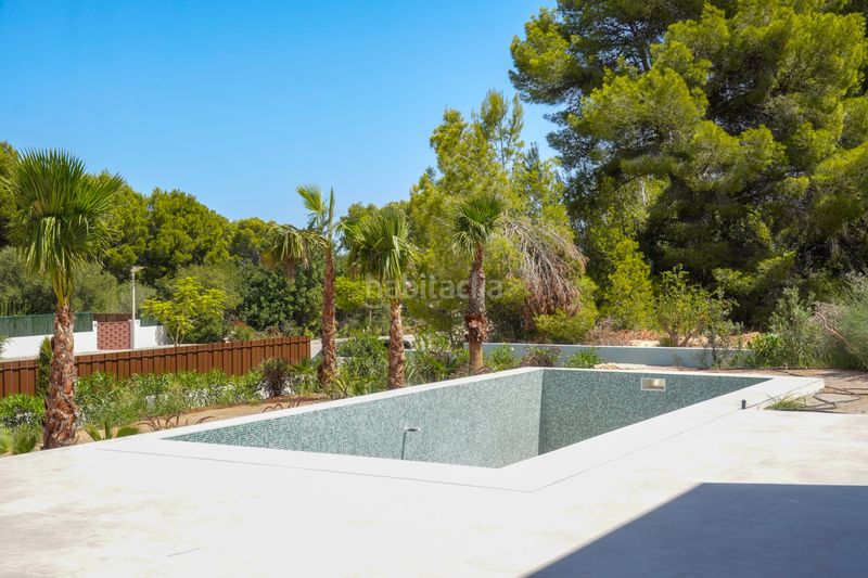 Foto 43a7bf40-0390-4bdb-8254-a096cb61572f. Casa amb aparcament piscina a Partida Comunes-Adsubia Xàbia