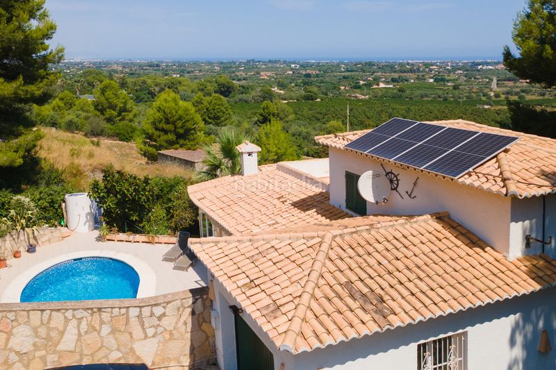 Foto c9ce8098-0a63-4a2b-b3d2-dde8bc81eccd. Casa amb aparcament piscina a Centro Pedreguer
