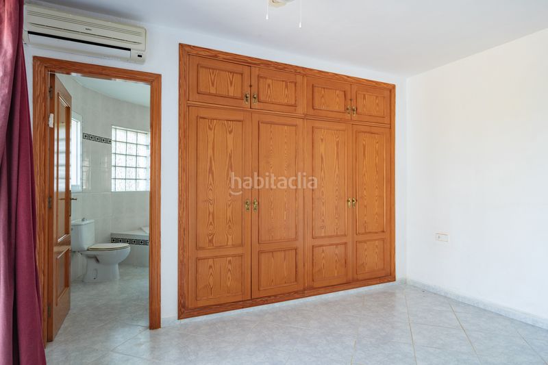 Foto deb7edf5-716c-4ad5-a8c3-223ce8e96933. Casa amb aparcament piscina a Centro Pedreguer