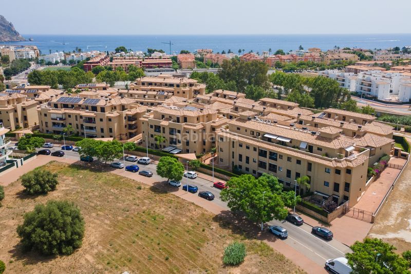 Foto f2e3660f-bd89-4e9a-a639-ed58c25ab41b. Apartament amb aparcament piscina a Puerto Xàbia