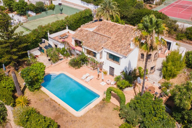 Foto a885ddc1-d0fe-4a8a-9583-2a2f5acd21b3. Casa amb calefacció aparcament piscina a Montgó - Ermita Xàbia