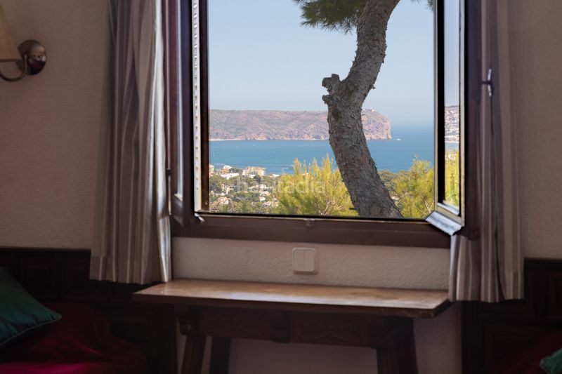 Foto d5eb3350-ed36-45c2-a80d-7521b6577b94. Casa amb calefacció aparcament piscina a La Granadella - Costa Nova Xàbia