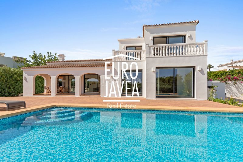 Foto c4ddcda6-1009-4066-b48f-77f20b5264f7. Casa amb aparcament piscina a Cap Martí - El Tossalet - Pinomar Xàbia