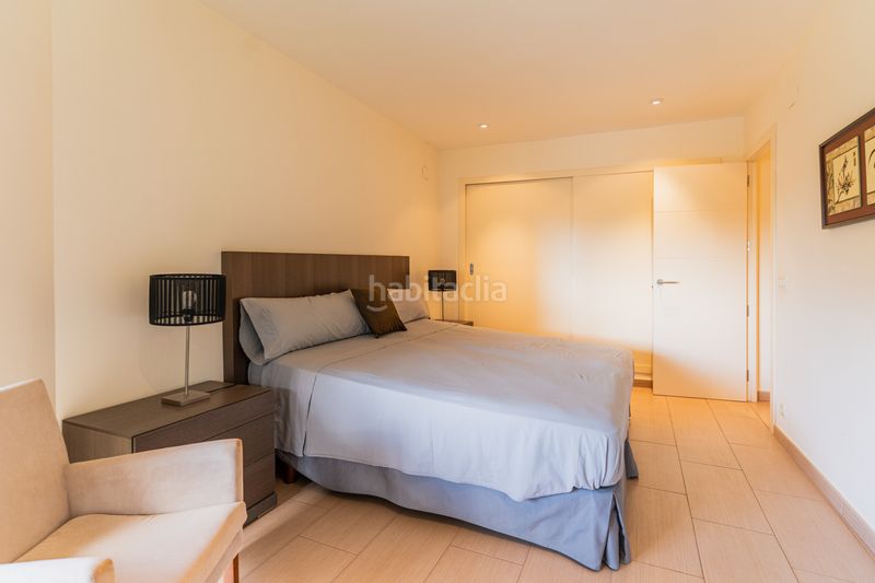 Foto 2554c7cc-7f16-4d13-80b2-6724445f566b. Apartament amb aparcament a Puerto Xàbia