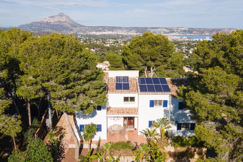 Foto 4e35d82c-b31d-4f32-86f1-b965af9be477. House with parking pool in La Granadella - Costa Nova Xàbia