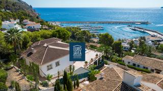 Casa a Puerto. Magnifica villa en jávea con increíbles vistas al mar
