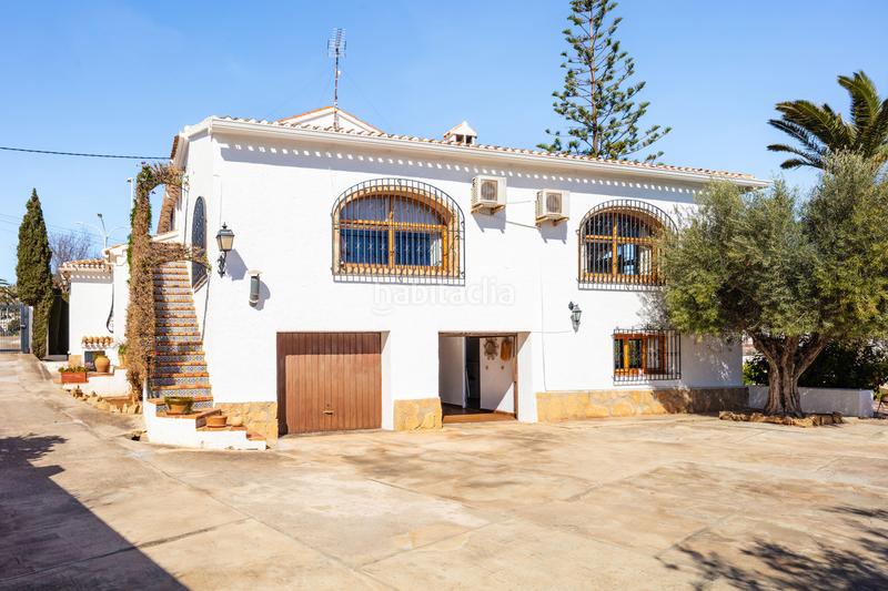 Foto 5983b229-72a4-40b3-abd2-48628fd18955. Casa con parcheggio piscina in Centro Ciudad Xàbia