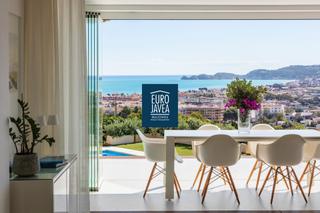 Casa a Puerto. Lujosa villa en puchol con preciosas vistas al mar