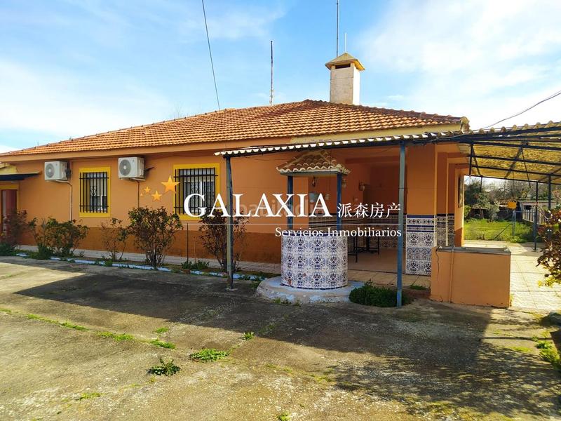 Foto 4bdb6577-84e6-4f1a-886c-438f3dae0ba4. Casa amb calefacció aparcament piscina a La Dehesa de Moratalaz Illescas