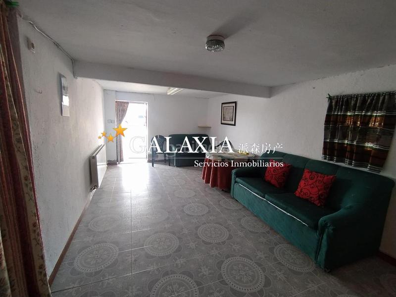 Foto 4c26c954-daa8-4402-aa59-249adfe216b2. Casa amb calefacció aparcament piscina a La Dehesa de Moratalaz Illescas