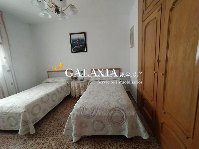 Foto 59676c35-fa15-4dc0-b3fe-5b812d7bd140. Casa amb calefacció aparcament piscina a La Dehesa de Moratalaz Illescas