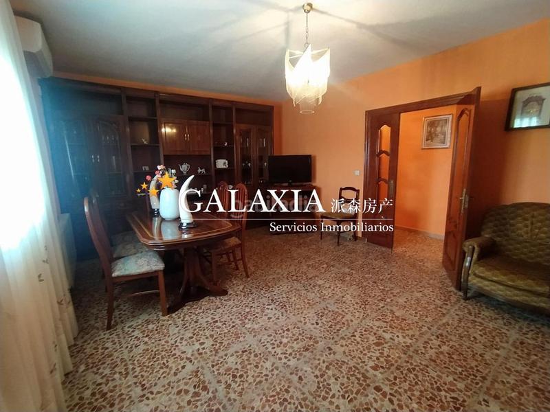 Foto ef4a6551-34a3-4dc8-8391-959770e0ea5e. Casa amb calefacció aparcament piscina a La Dehesa de Moratalaz Illescas