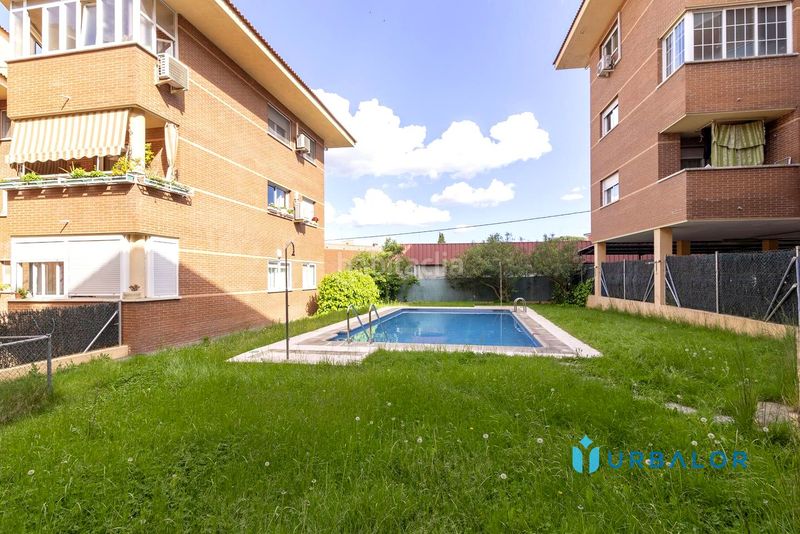Foto d577f3e9-2e0f-4186-b498-84dac2837f31. Pis amb calefacció aparcament piscina a Casco Antiguo Galapagar