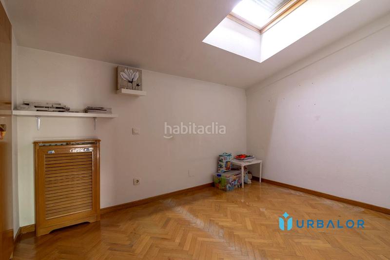Foto 3b9c60b9-fa6b-4571-9d73-59cc1412b8b9. Dúplex duplex de dos dormitorios con terraza en Parque Oeste-Fuente Cisneros Alcorcón