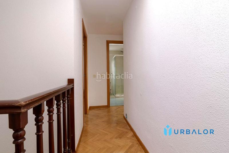 Foto 8bff96da-a68d-4352-8c9d-48095e0363d1. Dúplex duplex de dos dormitorios con terraza en Parque Oeste-Fuente Cisneros Alcorcón