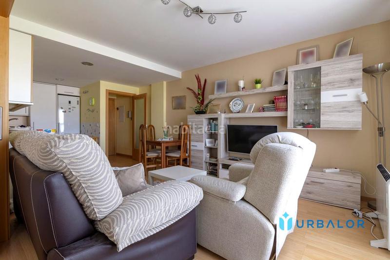 Foto 4cd91f72-6c8e-4144-b152-7e56412567af. Apartamento piso de un dormitorio garaje trastero pádel y piscina en Fuenlabrada