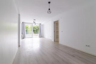 Alquiler Piso  De la onu. Piso de 4 dormitorios 2 baños y terraza