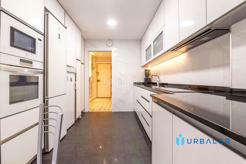 Foto 8596ad2a-2fd0-4336-b7c4-179afd23d709. Duplex con riscaldamento parcheggio piscina in Prado de Santo Domingo Alcorcón