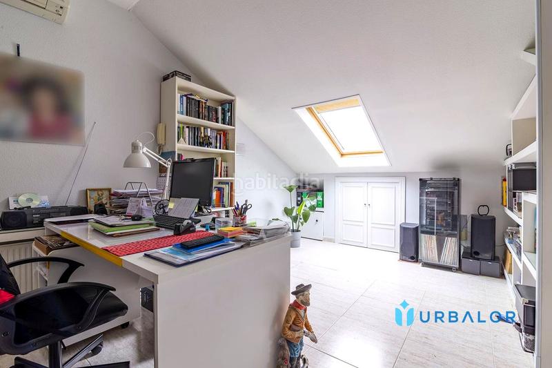 Foto b48f23f6-a102-4586-9240-f04a7d653b7f. Duplex con riscaldamento parcheggio piscina in Prado de Santo Domingo Alcorcón