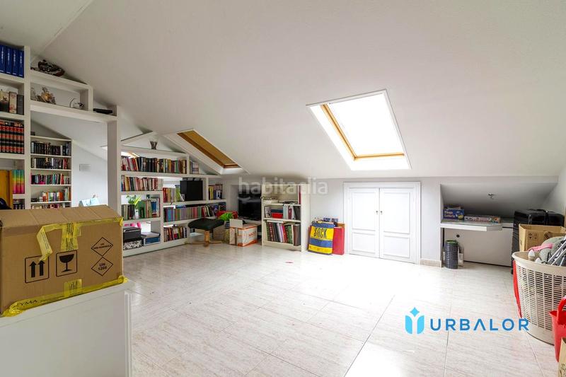 Foto 99b90a0e-0bcb-42ce-b066-11eb8c40ccc7. Zweistöckige wohnung mit heizung parking pool in Prado de Santo Domingo Alcorcón