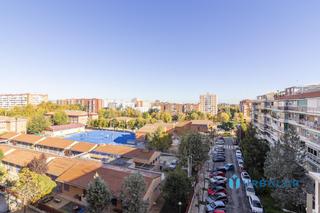 Flat  Cabo de san vicente. Piso 4 dorm, 2 baños, garaje, en parque lisboa