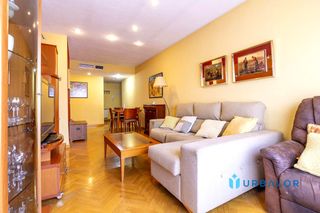 Appartamento  Las retamas. Dos dormitorios, piscina, padel y squash