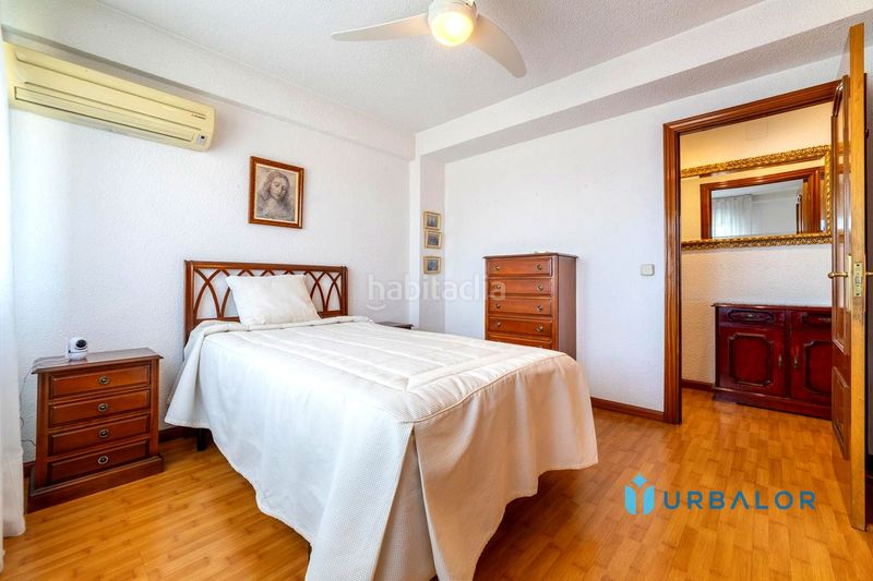 Foto ce38dba1-e9fb-460b-aca9-e839f5fc9735. Pis amb calefacció aparcament a Aluche Madrid