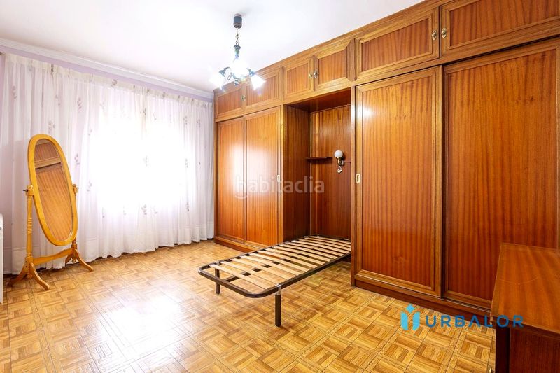 Foto c89a5377-d995-48ce-ac46-5ddd6b6e7723. Flat with heating in Casco Antiguo Alcorcón