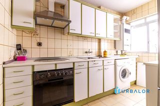 Appartamento  Recodos. Vivienda 3 dormitorios con ascensor en el centro