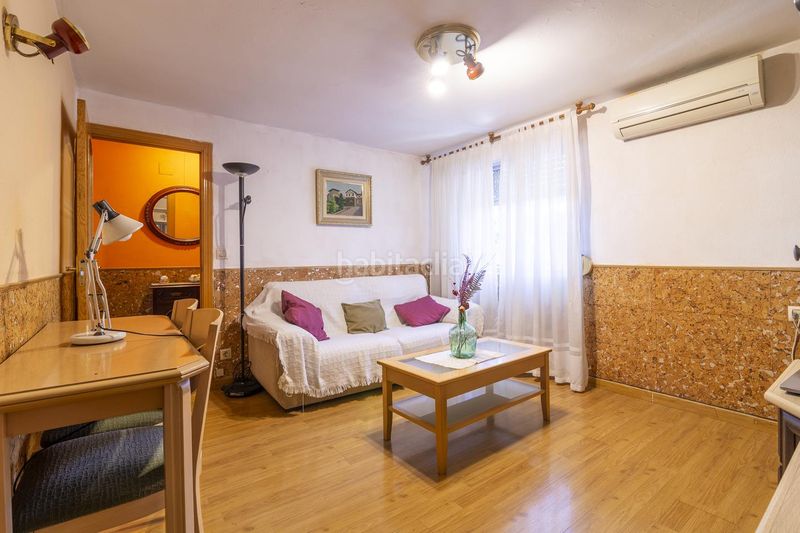 Foto 7a8569c0-e161-43b8-af9b-becf393c4e18. Pis a Los Rosales Madrid