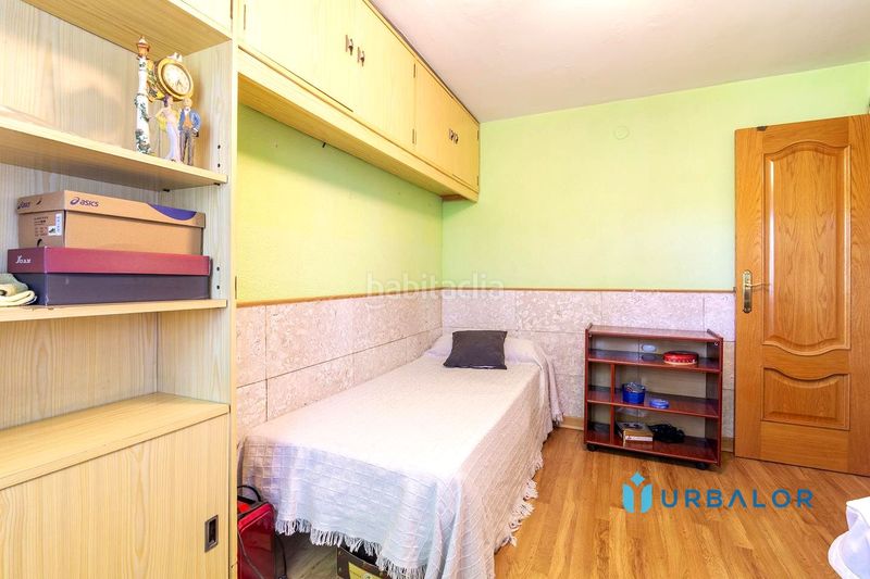 Foto e66ad85d-4f79-467f-aed5-68c26692cc1c. Pis a Los Rosales Madrid