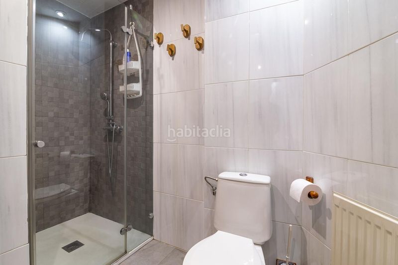 Foto de815181-f8b3-4379-a3ac-42343fb033a9. Pis amb calefacció aparcament piscina a Prado de Santo Domingo Alcorcón